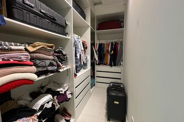 Apartamento &agrave; venda - 228m&sup2; - Meia Praia