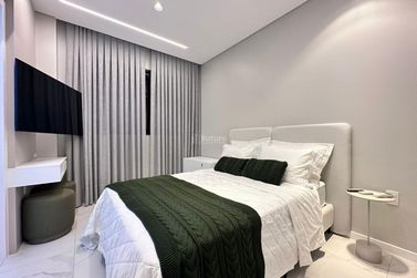 Apartamento &agrave; venda - 1382m&sup2; - Meia Praia