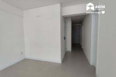 Apartamento para alugar - 115m&sup2; - Centro