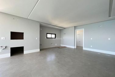 Apartamento &agrave; venda - 200m&sup2; - Meia Praia