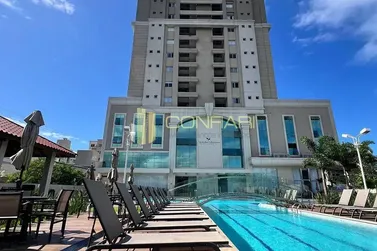 Apartamento &agrave; venda - 117m&sup2; - meia praia