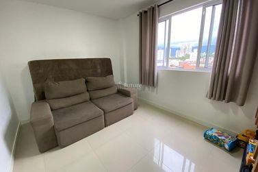 Apartamento &agrave; venda - 77m&sup2; - Castelo Branco