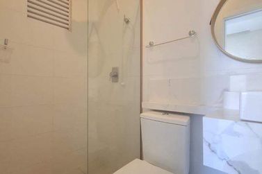 Apartamento para alugar - 135m&sup2; - Meia Praia