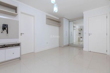 Apartamento &agrave; venda - 270m&sup2; - Meia Praia