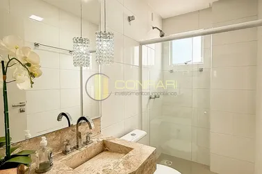 Apartamento &agrave; venda - 1589m&sup2; - meia praia