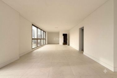 Apartamento &agrave; venda - 135m&sup2; - Castelo Branco