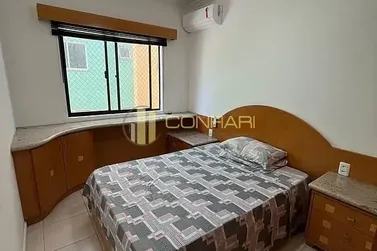 Apartamento &agrave; venda - 102m&sup2; - Meia Praia