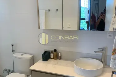 Apartamento para alugar - 125m&sup2; - Meia Praia