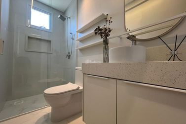 Apartamento &agrave; venda - 87m&sup2; - Centro