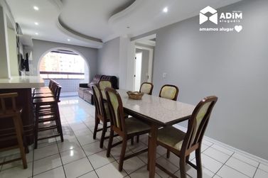 Apartamento para alugar - 90m&sup2; - Centro