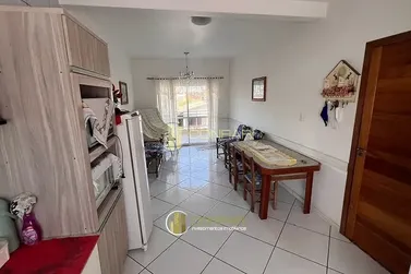 Sobrado &agrave; venda - 80m&sup2; - Morretes
