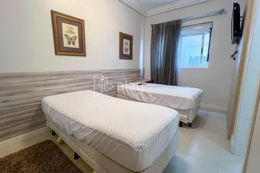 Apartamento &agrave; venda - 165m&sup2; - Centro