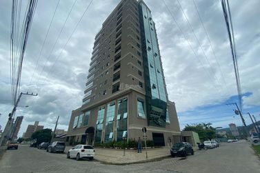 Apartamento &agrave; venda - 130m&sup2; - 