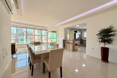 Apartamento &agrave; venda - 185m&sup2; - Andorinha