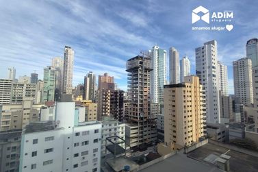 Apartamento para alugar - 130m&sup2; - Centro