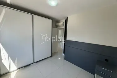 Apartamento &agrave; venda - 100m&sup2; - Meia Praia
