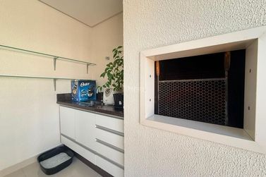 Apartamento &agrave; venda - 145m&sup2; - Meia Praia