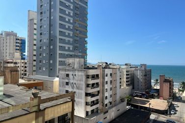 Apartamento &agrave; venda - 171m&sup2; - Meia Praia