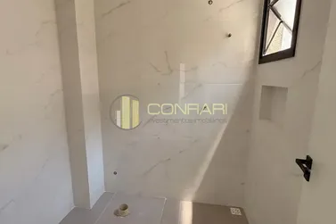 Sobrado &agrave; venda - 92m&sup2; - bombas