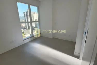 Apartamento &agrave; venda - 168m&sup2; - meia praia
