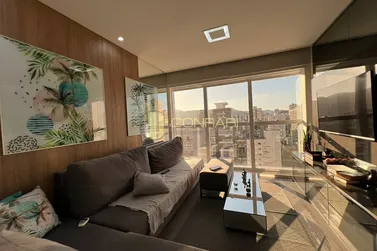 Apartamento &agrave; venda - 113m&sup2; - Meia Praia