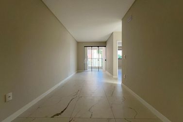 Apartamento &agrave; venda - 70m&sup2; - Morretes