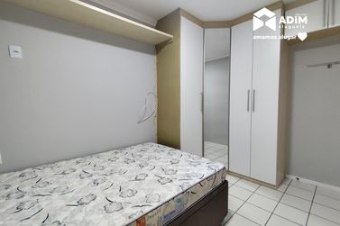 Apartamento para alugar - 90m&sup2; - Centro