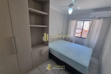 Apartamento &agrave; venda - 110m&sup2; - Meia Praia