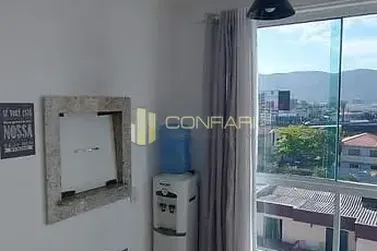 Apartamento &agrave; venda - 90m&sup2; - Meia Praia