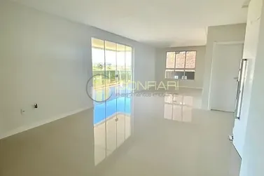 Apartamento &agrave; venda - 143m&sup2; - Meia Praia