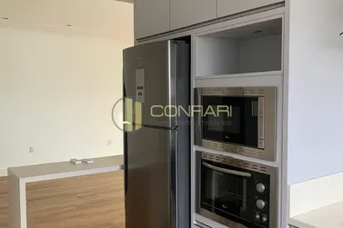 Apartamento para alugar - 182m&sup2; - Meia Praia