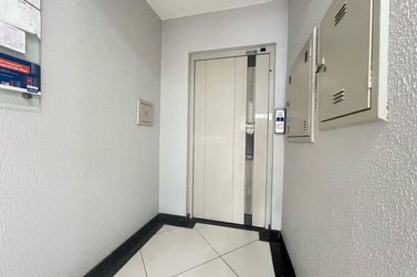 Apartamento &agrave; venda - 160m&sup2; - Meia Praia