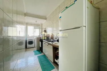 Apartamento &agrave; venda - 60m&sup2; - Meia Praia