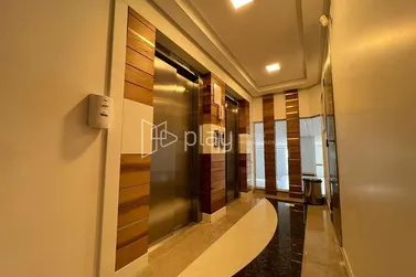Apartamento &agrave; venda - 165m&sup2; - Centro