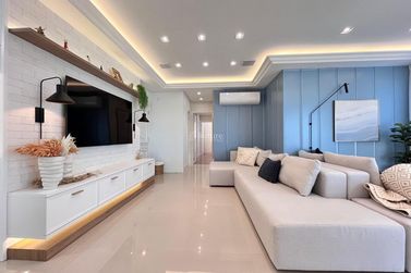 Apartamento &agrave; venda - 150m&sup2; - Meia Praia