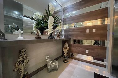 Apartamento &agrave; venda - 248m&sup2; - Meia Praia