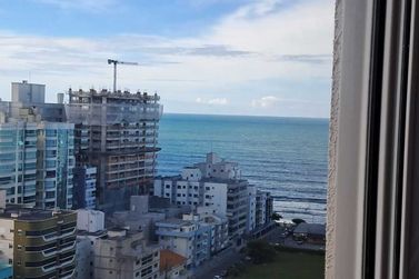 Apartamento &agrave; venda - 185m&sup2; - Meia Praia