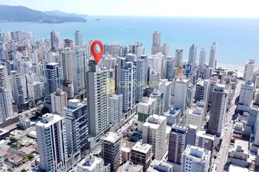 Apartamento &agrave; venda - 135m&sup2; - meia praia