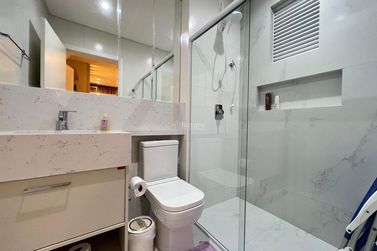 Apartamento &agrave; venda - 197m&sup2; - Meia Praia