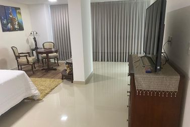Apartamento &agrave; venda - 303m&sup2; - Meia Praia