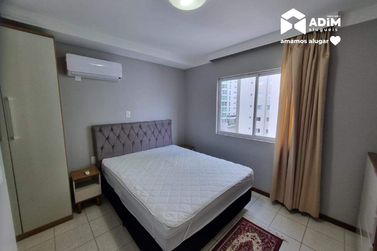 Apartamento para alugar - 84m&sup2; - Centro