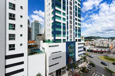 Apartamento &agrave; venda - 134m&sup2; - Centro