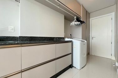 Apartamento &agrave; venda - 273m&sup2; - Meia Praia