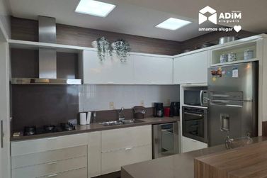 Apartamento para alugar - 191m&sup2; - Meia |Praia