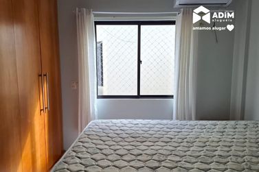 Apartamento para alugar - 134m&sup2; - Meia Praia