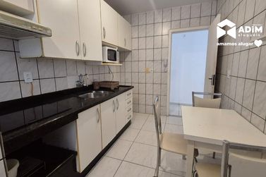 Apartamento para alugar - 75m&sup2; - Centro