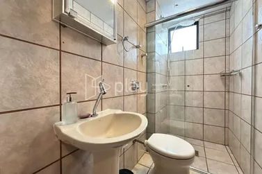 Apartamento &agrave; venda - 120m&sup2; - Meia Praia