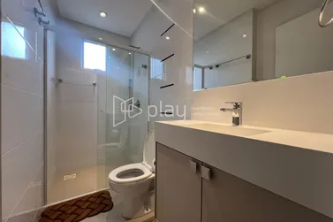 Apartamento &agrave; venda - 185m&sup2; - Meia Praia