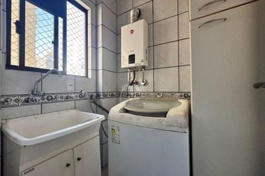 Apartamento &agrave; venda - 93m&sup2; - Centro
