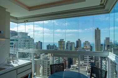 Apartamento para alugar - 148m&sup2; - Meia Praia